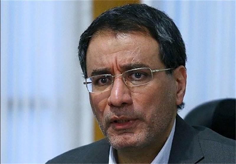 فرجی دانا: قرار نیست به کانادا بروم فرجی دانا: قرار نیست به کانادا بروم