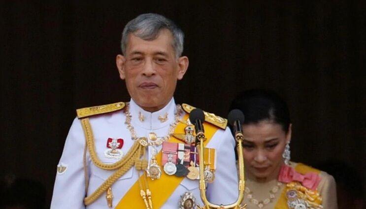 قرنطینه عجیب پادشاه تایلند با 20 زن