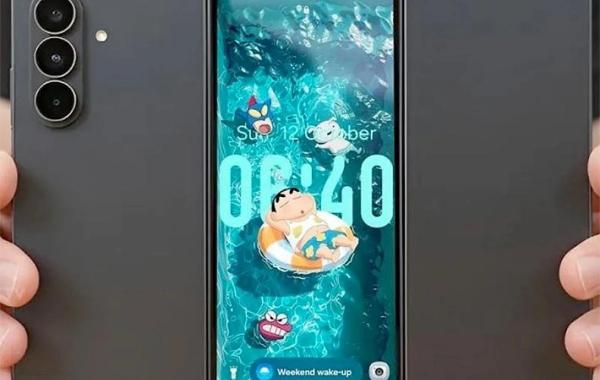 سامسونگ گوشی تاشو سه تکه خود را مقرون به صرفه تر از انتظار می فروشد